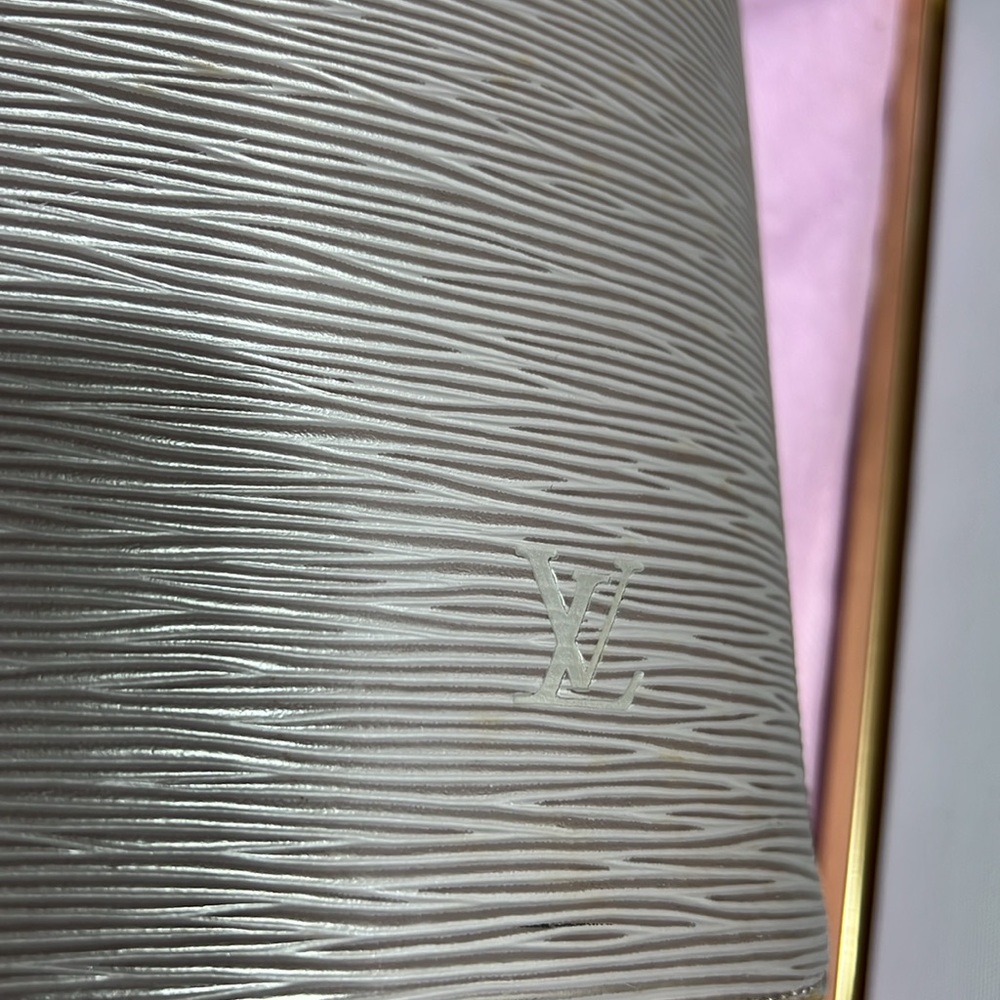 Louis Vuitton Gray/Taupe Epi Leather Sac Verse Bag - Picture 14 of 14